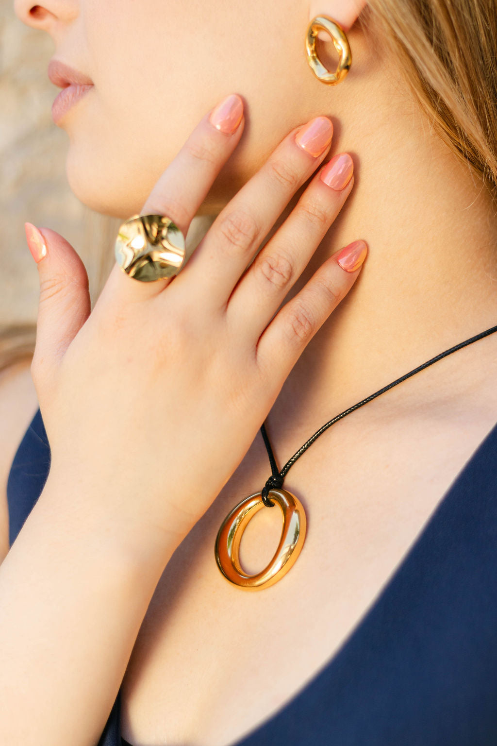 Collares